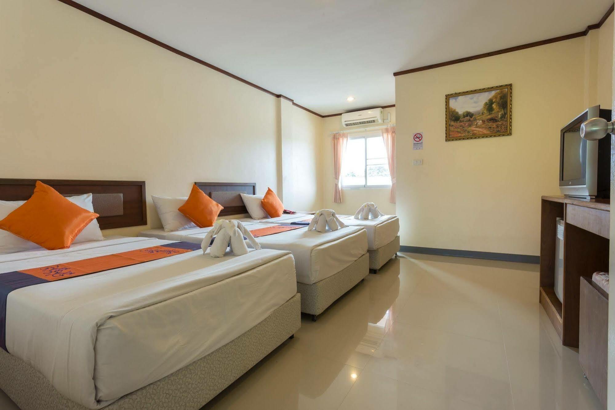 Khunyuw Hotel Fang Экстерьер фото